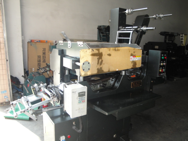 2016年新崎210电脑不干胶机